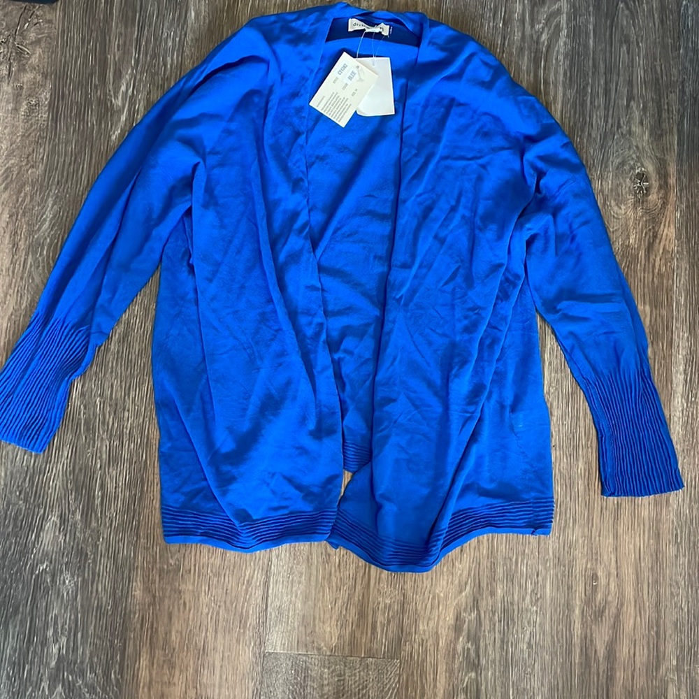Women’s Divine Heart Cardigan Sz M NWT